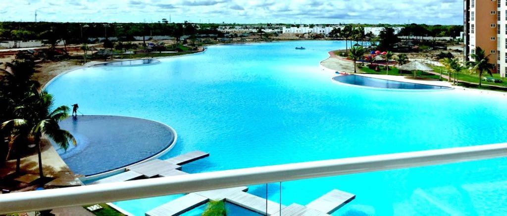 Departamento En Cancun Con 7 Albercas Tipo Playa Y Laguna Экстерьер фото