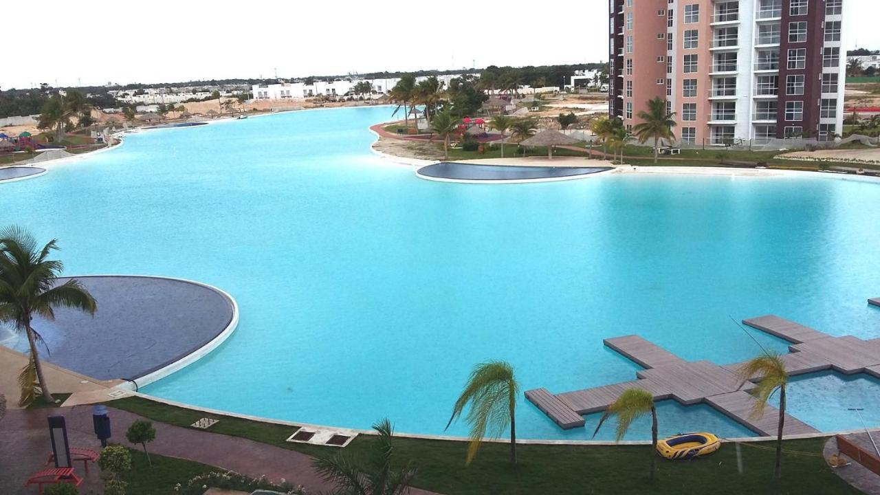 Departamento En Cancun Con 7 Albercas Tipo Playa Y Laguna Экстерьер фото